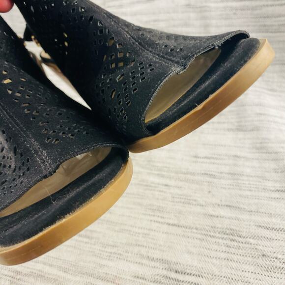 DV Dolce Vita Kassi Black Suede Slingback Laser Cut Open Toe Block Heel Sandals - Picture 5 of 10